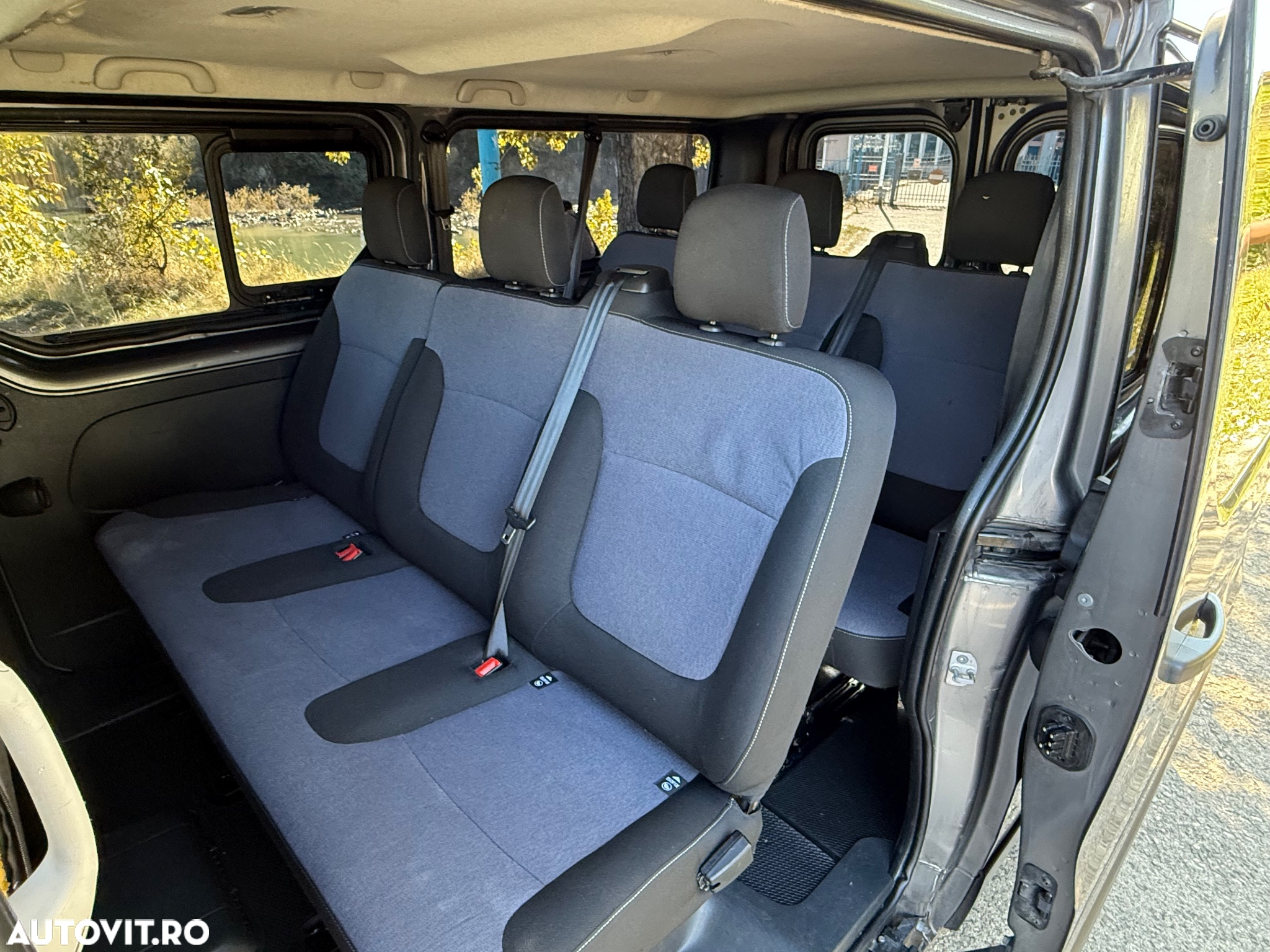 Opel Vivaro 1.6 TwinTurbo CDTI Life L1H1 2.7 t Start/Stop - 10
