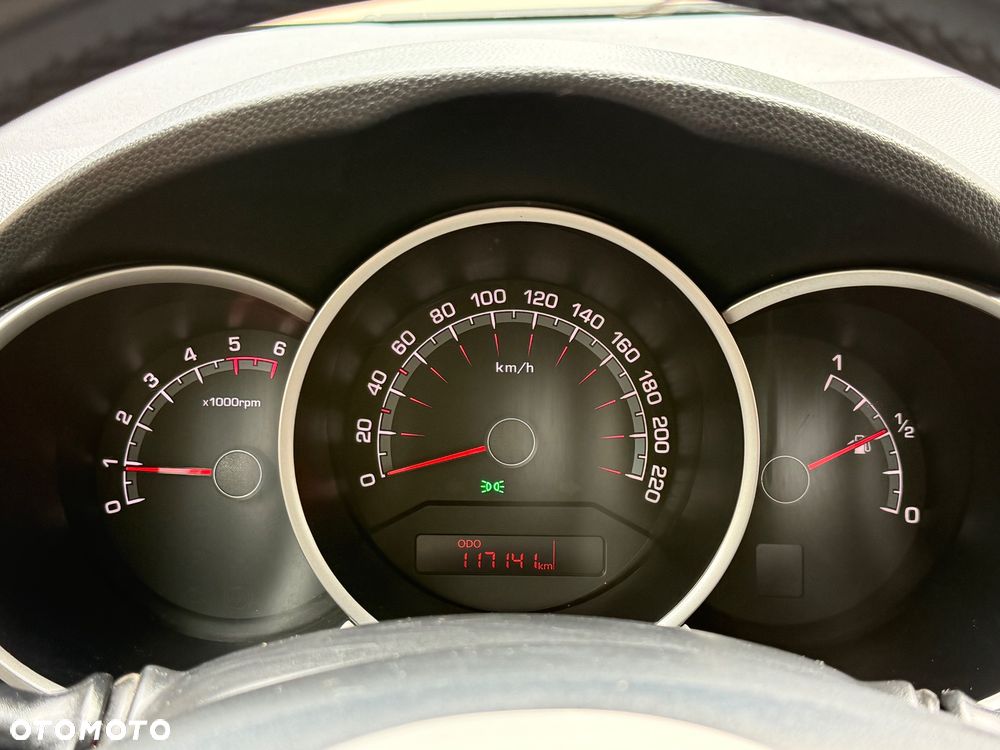 Kia Venga 1.6 CRDi XL - 27