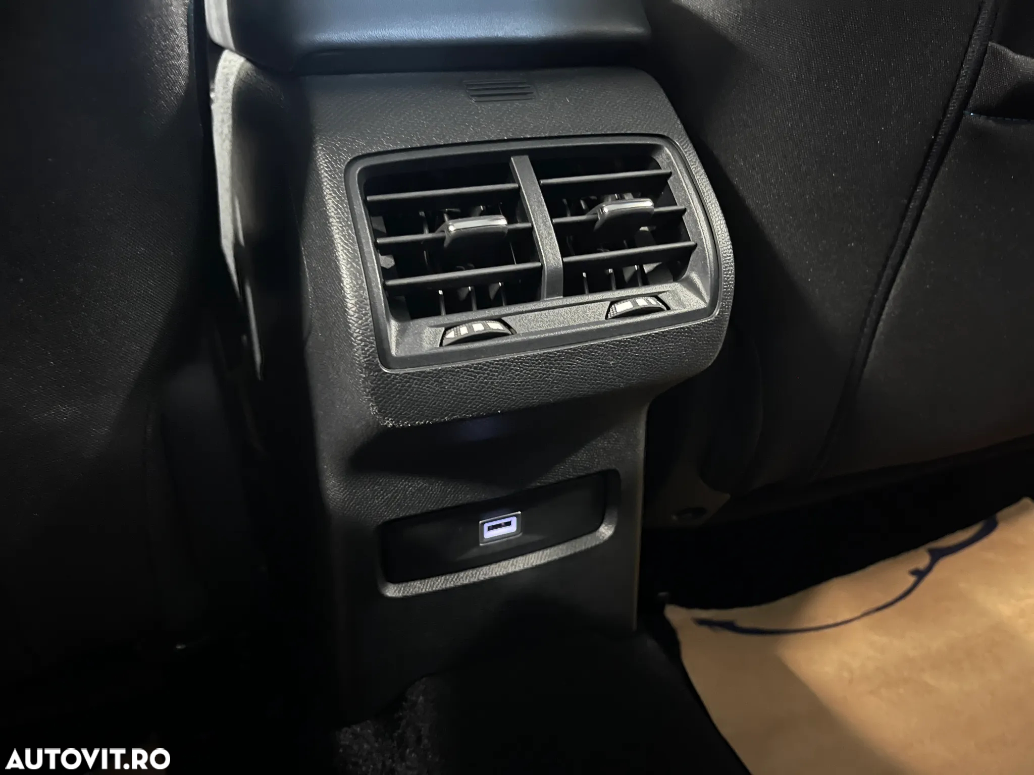 Citroën C4 1.5 BlueHDi S&S EAT8 Feel Pack - 30