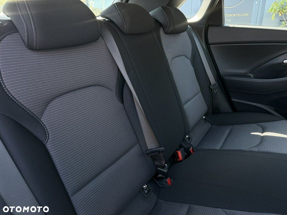 Hyundai i30 1.5 DPI Classic + - 32