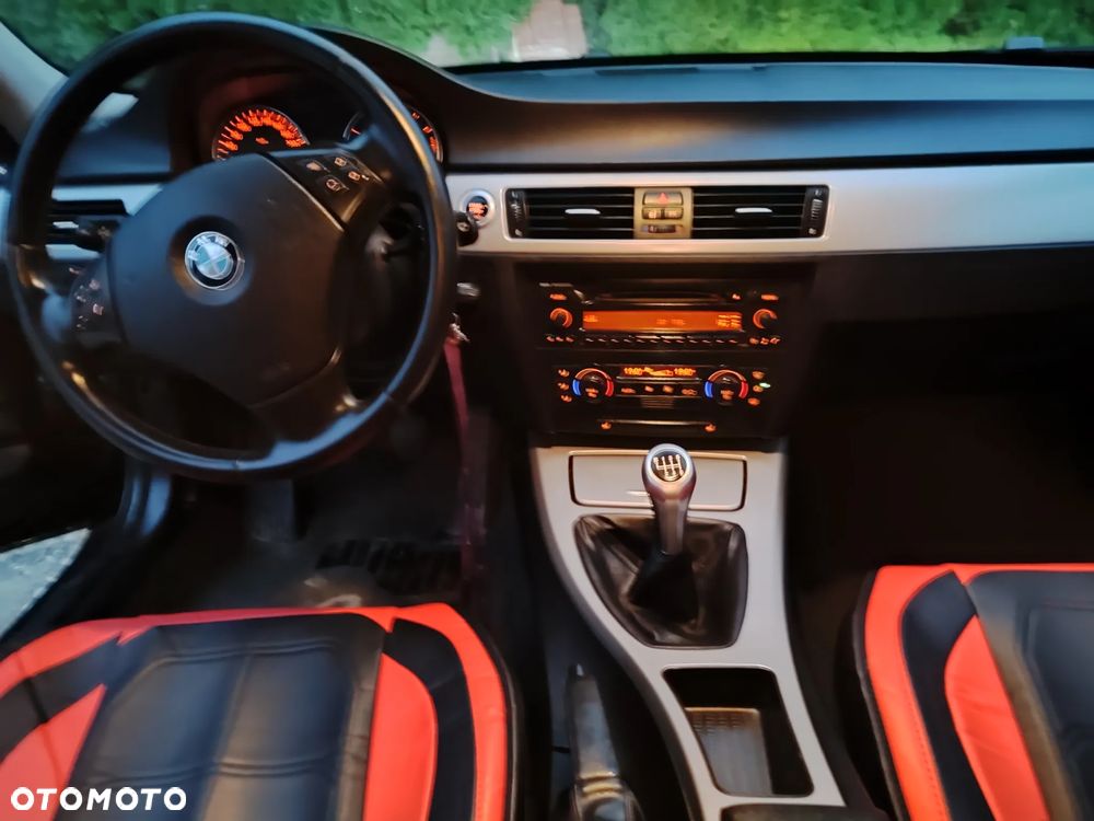 BMW Seria 3 320d - 31