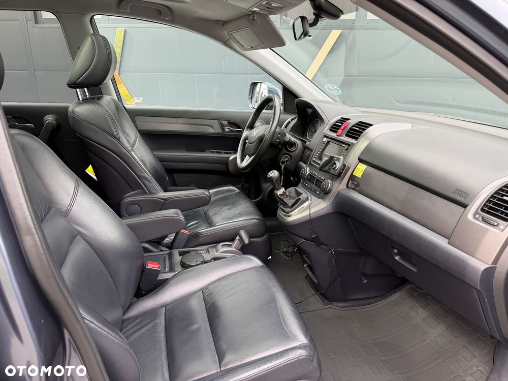 Honda CR-V 2.2i CTDi DPF Executive - 24