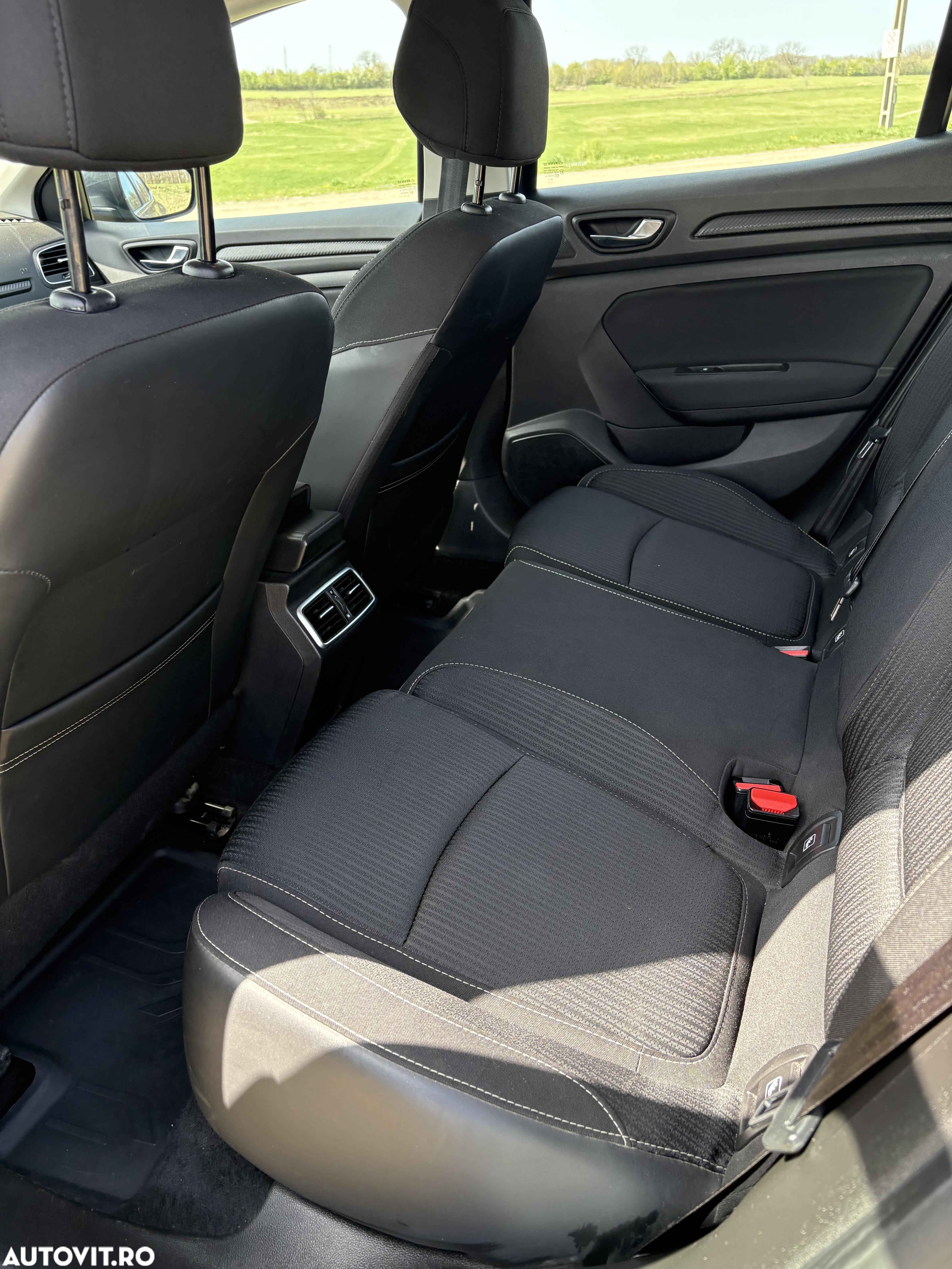 Renault Megane BLUE dCi Business - 7