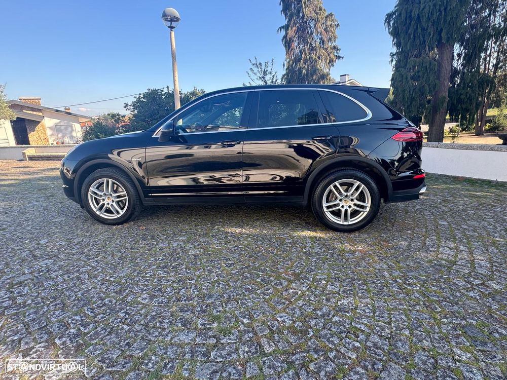 Porsche Cayenne - 18