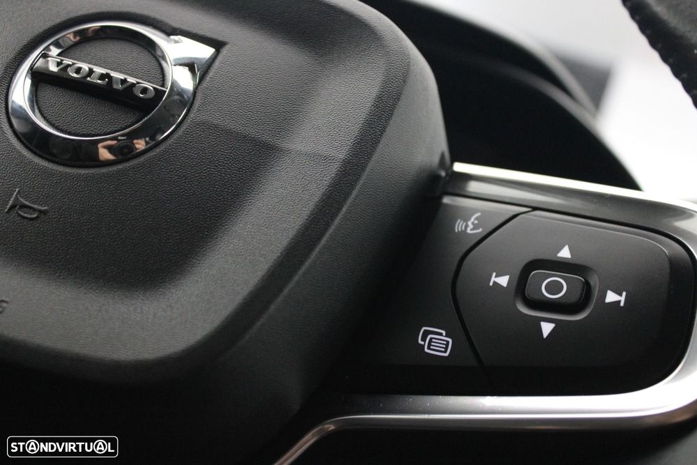 Volvo XC 40 2.0 D3 Geartronic - 12