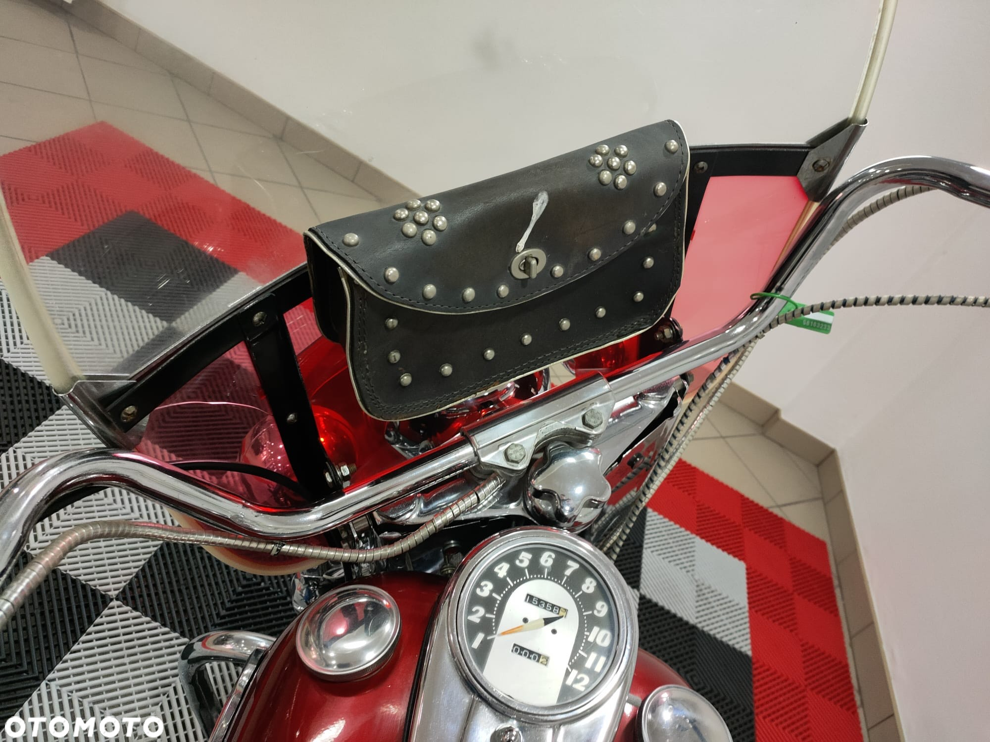 Harley-Davidson FLH Shovelhead - 16