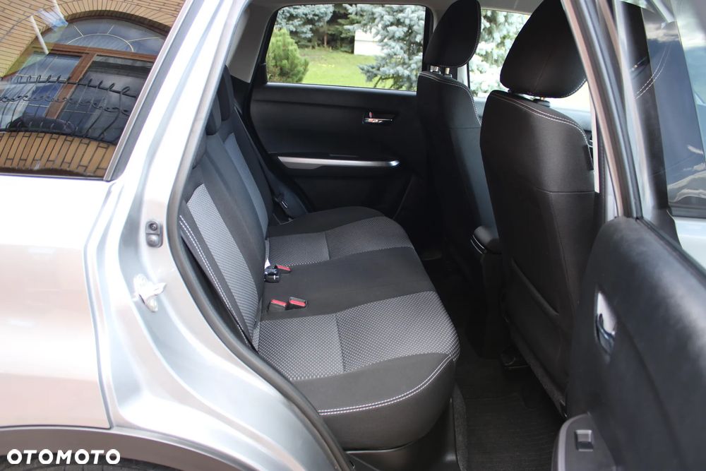 Suzuki Vitara 1.4 Boosterjet SHVS Premium 2WD - 24