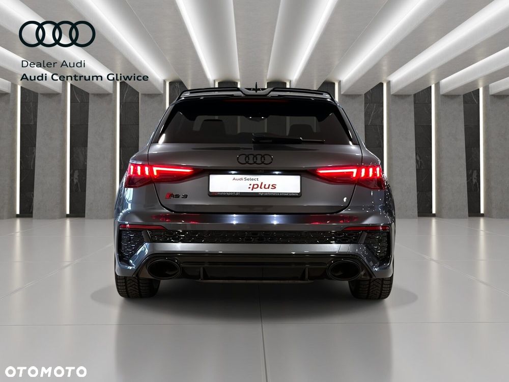 Audi RS3 Sportback - 4