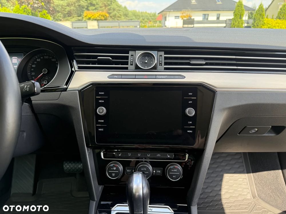 Volkswagen Passat 2.0 TDI BMT SCR 4Mot Highline DSG7 - 34