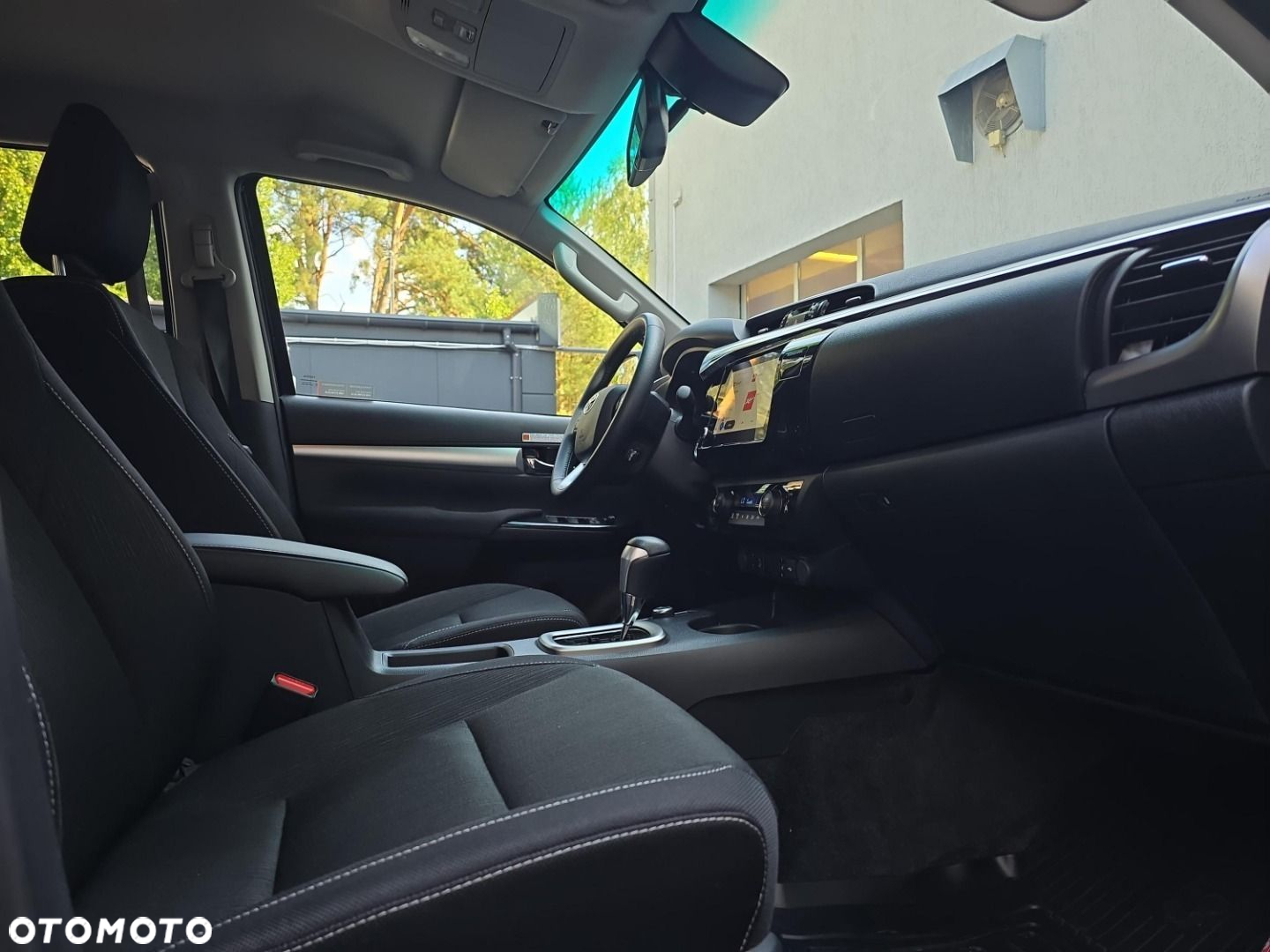Toyota Hilux 2.8 D-4D mHEV Double Cab Executive 4x4 - 12