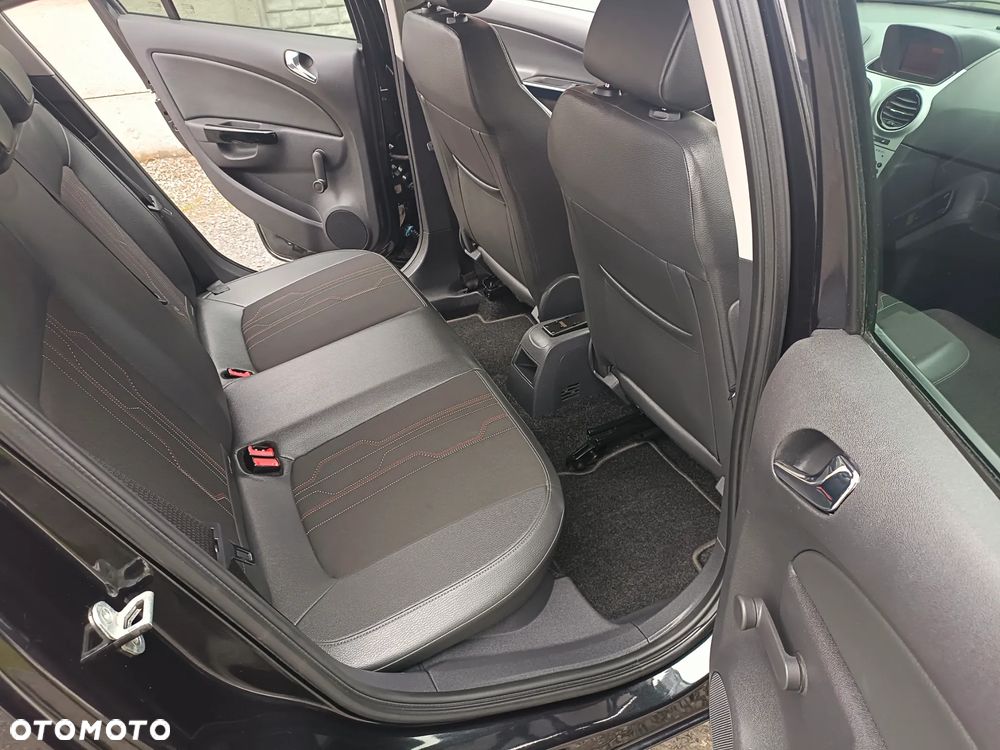 Opel Corsa 1.4 16V 150 Jahre - 12