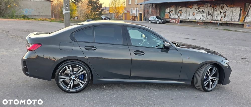 BMW Seria 3 330i xDrive M Sport - 11