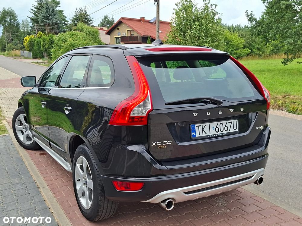 Volvo XC 60 D4 RDesign - 8