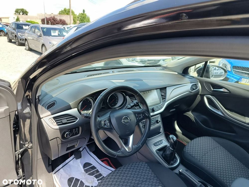 Opel Astra - 8