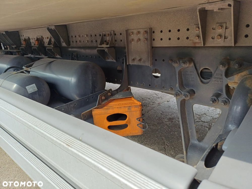 Mercedes-Benz Atego 1224 - 11