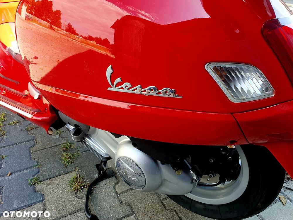 Vespa GTS - 5
