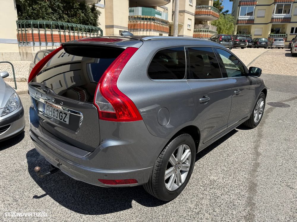 Volvo XC 60 D3 Geartronic Momentum - 4