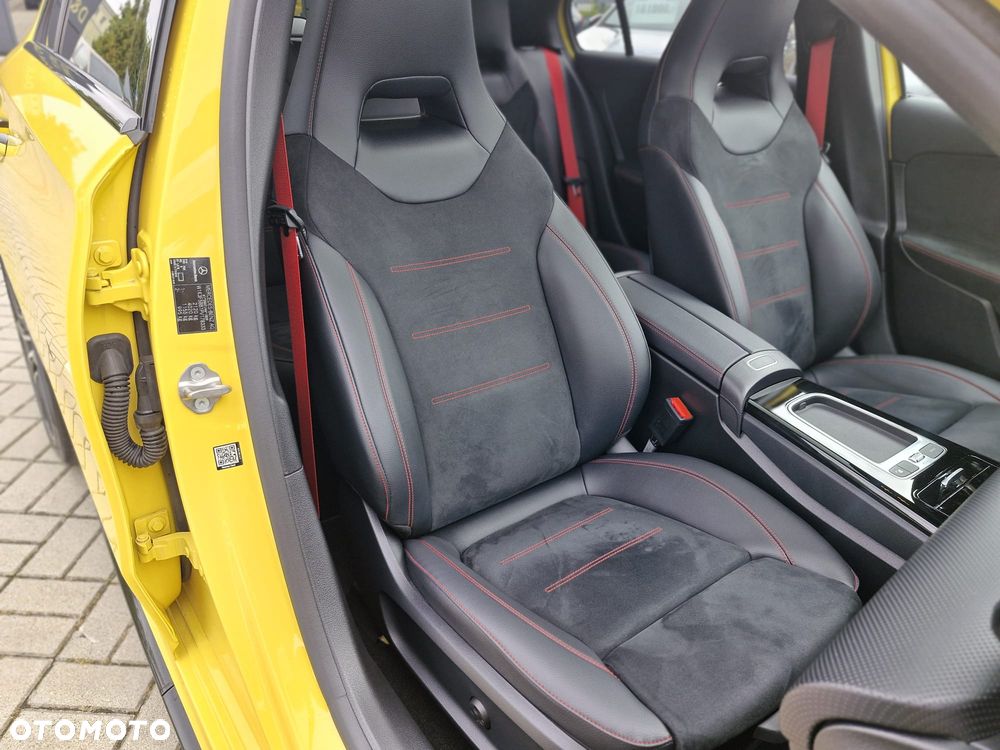 Mercedes-Benz Klasa A 35 AMG 4-Matic 8G-DCT - 18