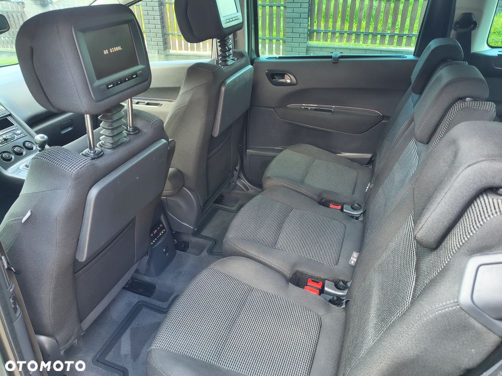 Peugeot 5008 - 16