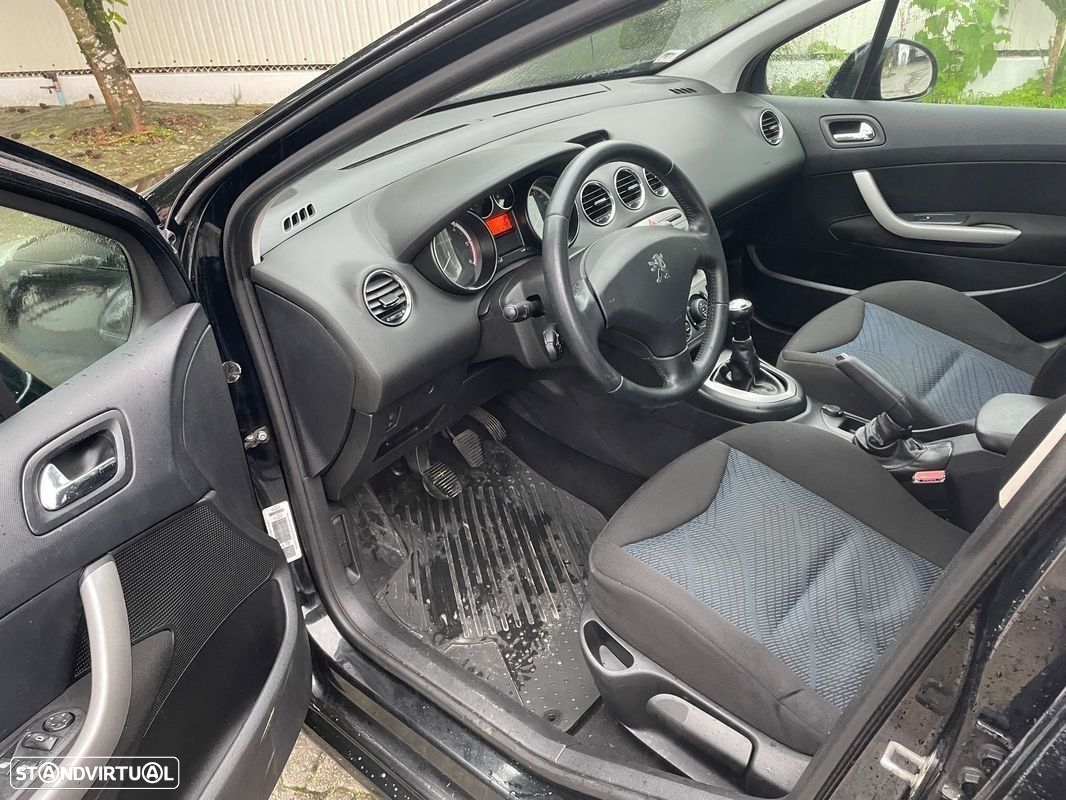 Peugeot 308 1.6 HDi Executive - 24