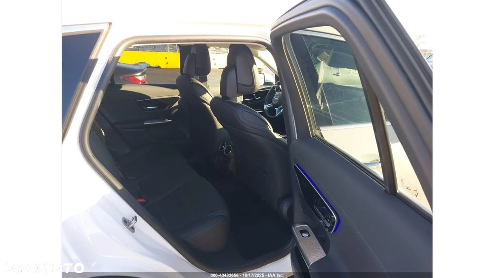 Mercedes-Benz GLC - 12