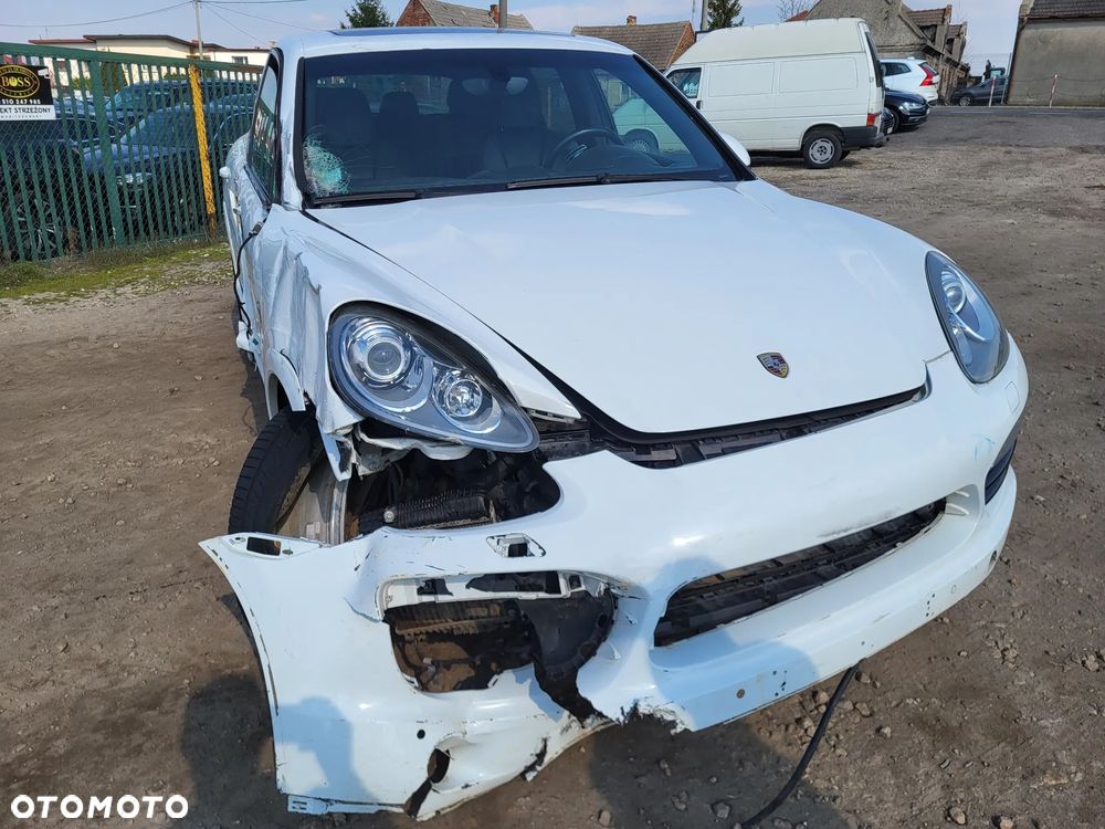 Porsche Cayenne Platinum Edition - 21