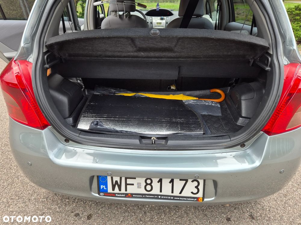 Toyota Yaris 1.3 Sol - 6