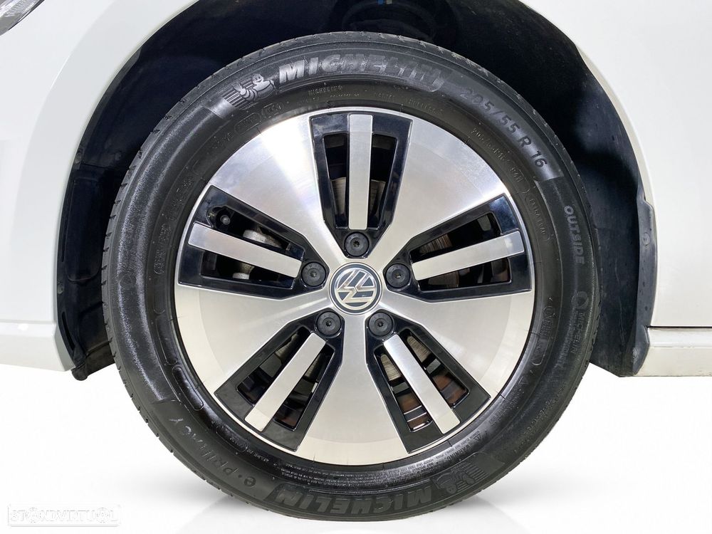 VW e-Golf AC/DC - 22