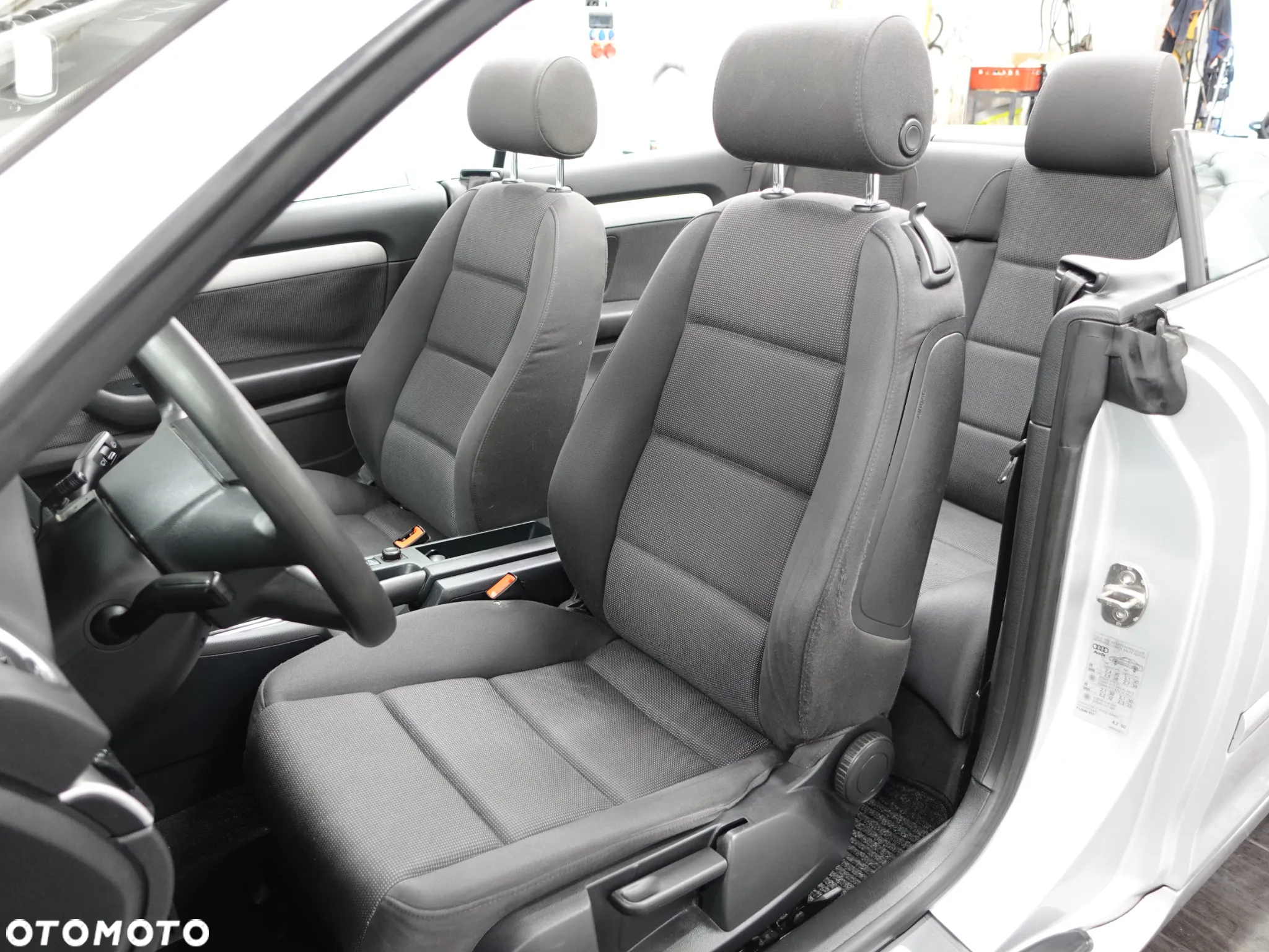 Audi A4 Cabriolet 2.0 TDI DPF - 24