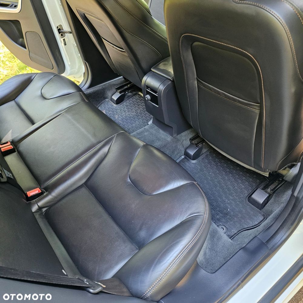 Volvo XC 60 - 15