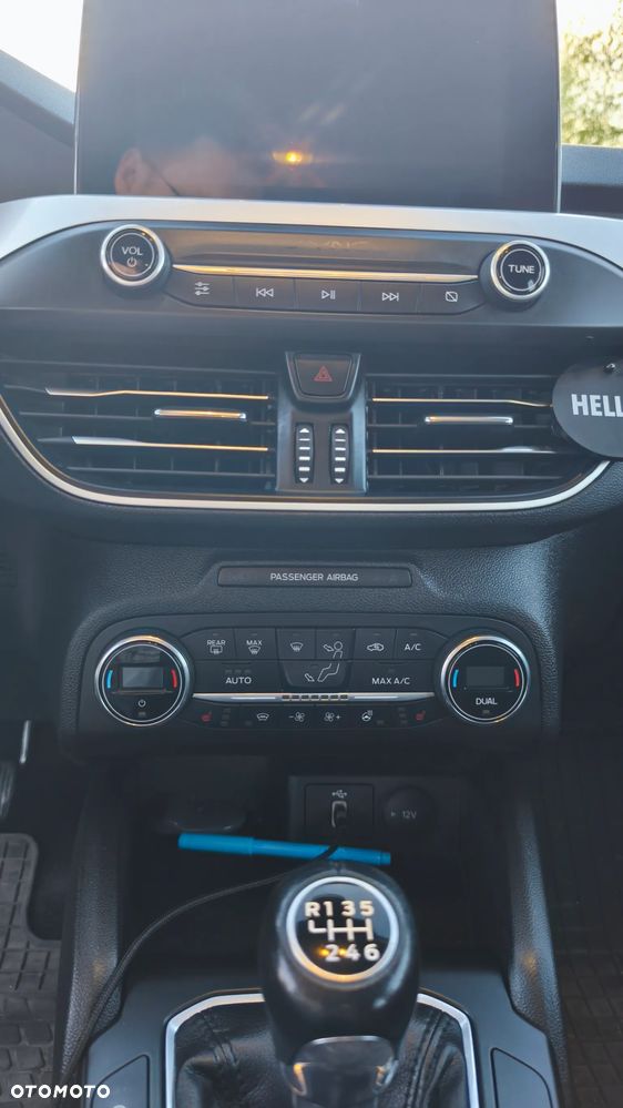 Ford Focus 1.5 EcoBlue Connected - 9
