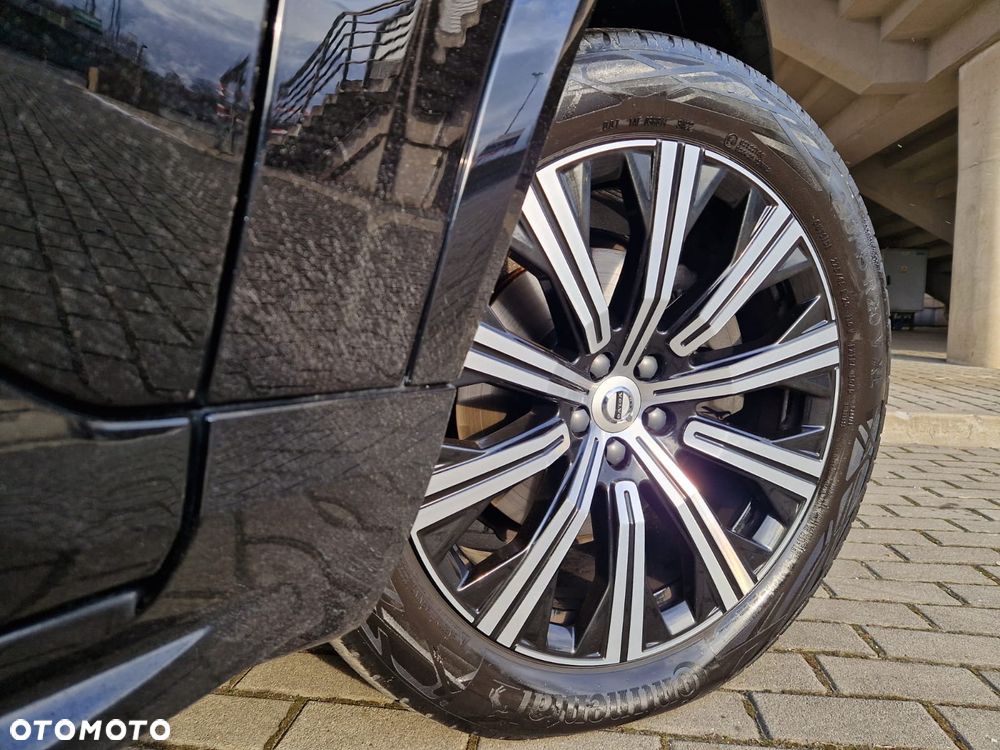 Volvo XC 90 B5 D AWD Ultimate Dark 7os - 38