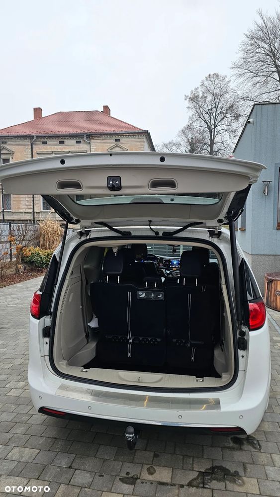 Chrysler Pacifica - 17