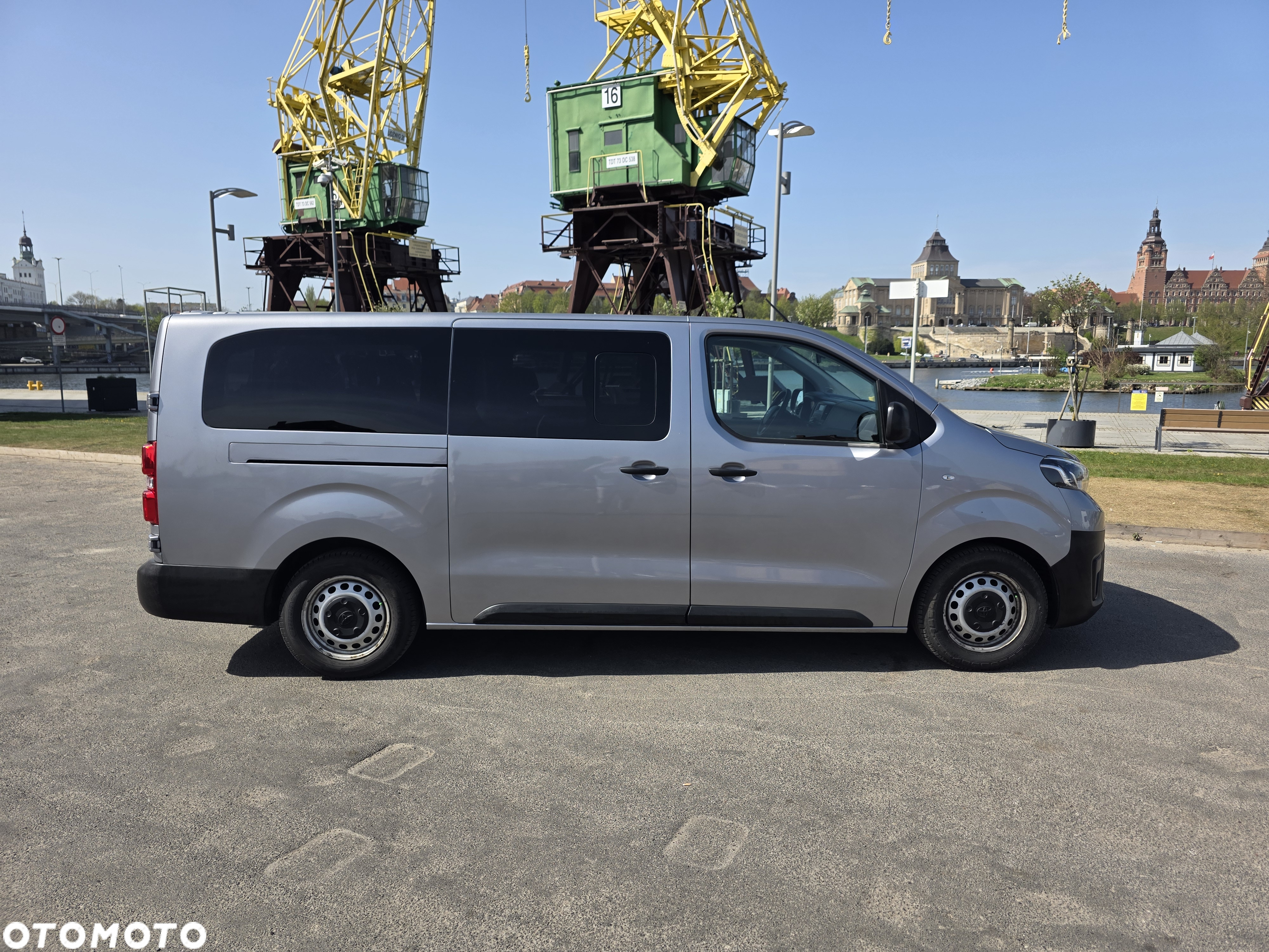 Toyota ProAce Kombi 1.5 D-4D Long 2,7t - 9