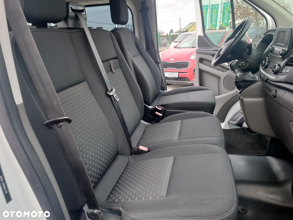 Ford Transit Custom 290 L2H1 Limited - 15