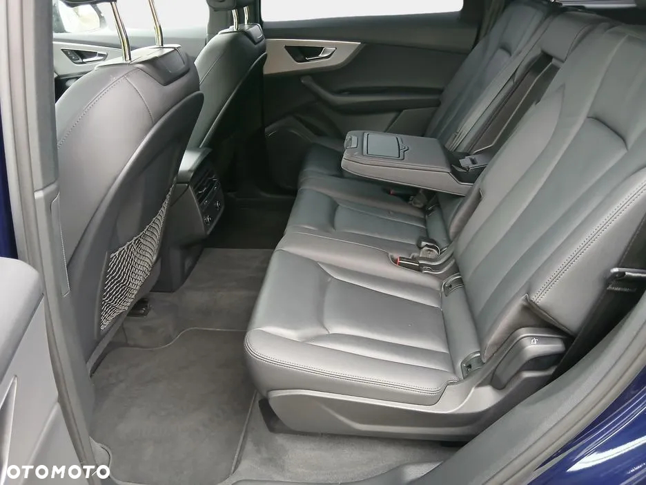 Audi Q7 - 15