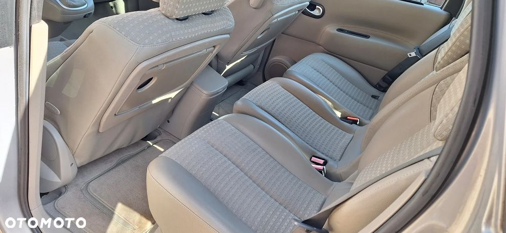 Renault Scenic 2.0 16V Luxe Expression - 21