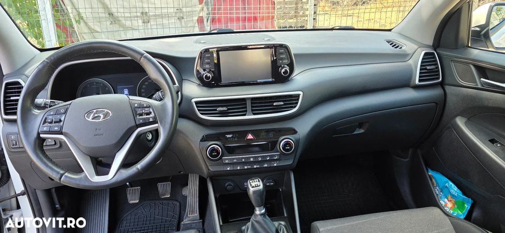 Hyundai Tucson 1.6 GDI 2WD 6MT Style - 11