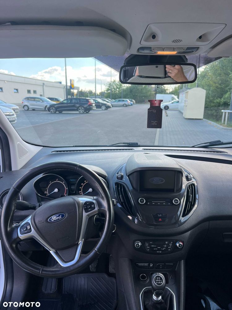 Ford Tourneo Courier - 4