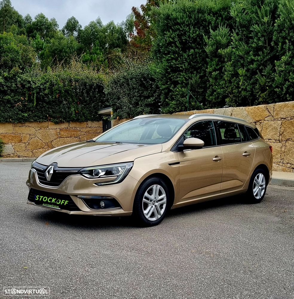 Renault Mégane Sport Tourer - 12