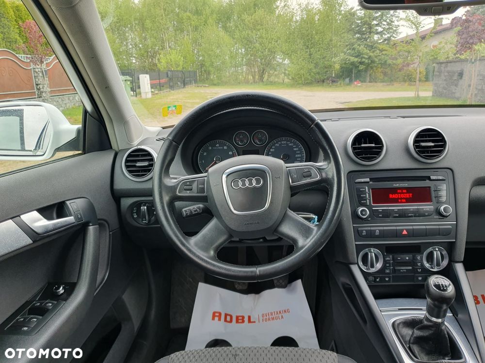 Audi A3 Sportback 1.4 TFSI S Line Sportpaket plus - 8