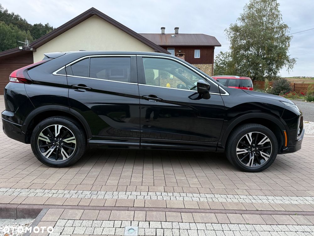 Mitsubishi Eclipse Cross - 11