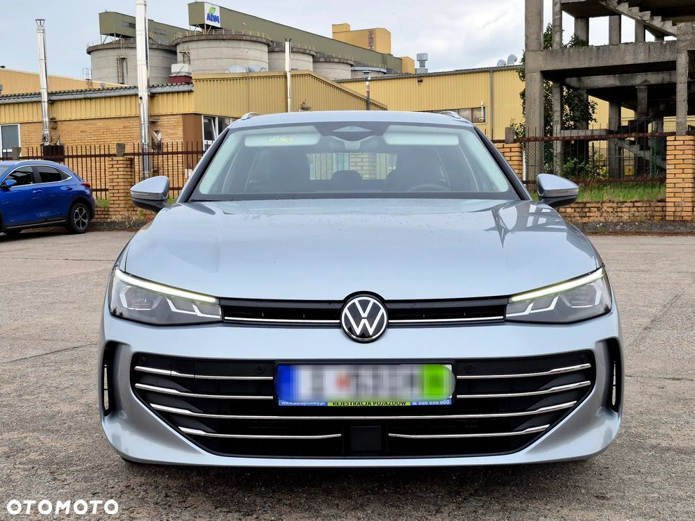 Volkswagen Passat 2.0 TDI SCR DSG Business - 4