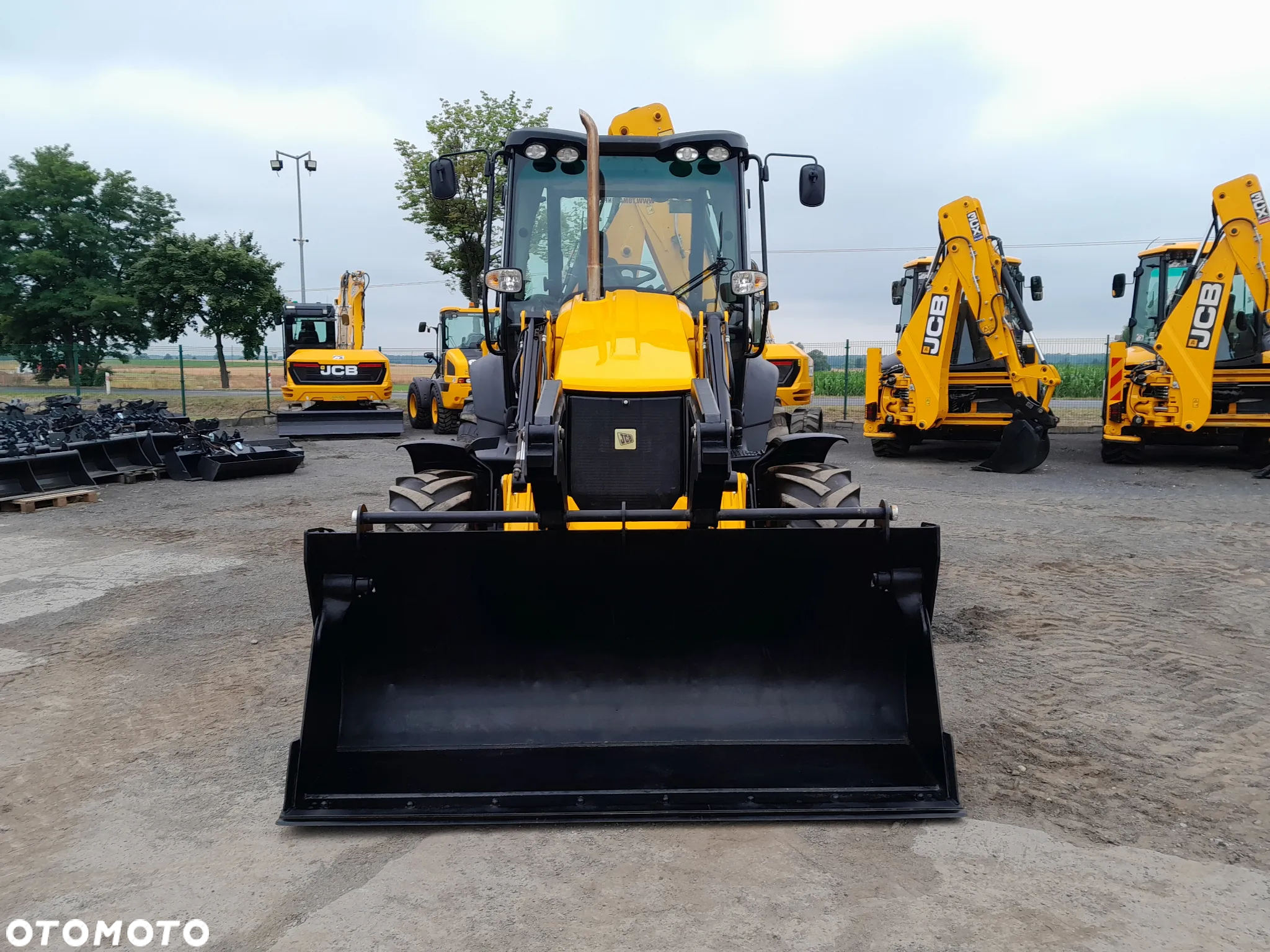 JCB 3CX  AEC - 4