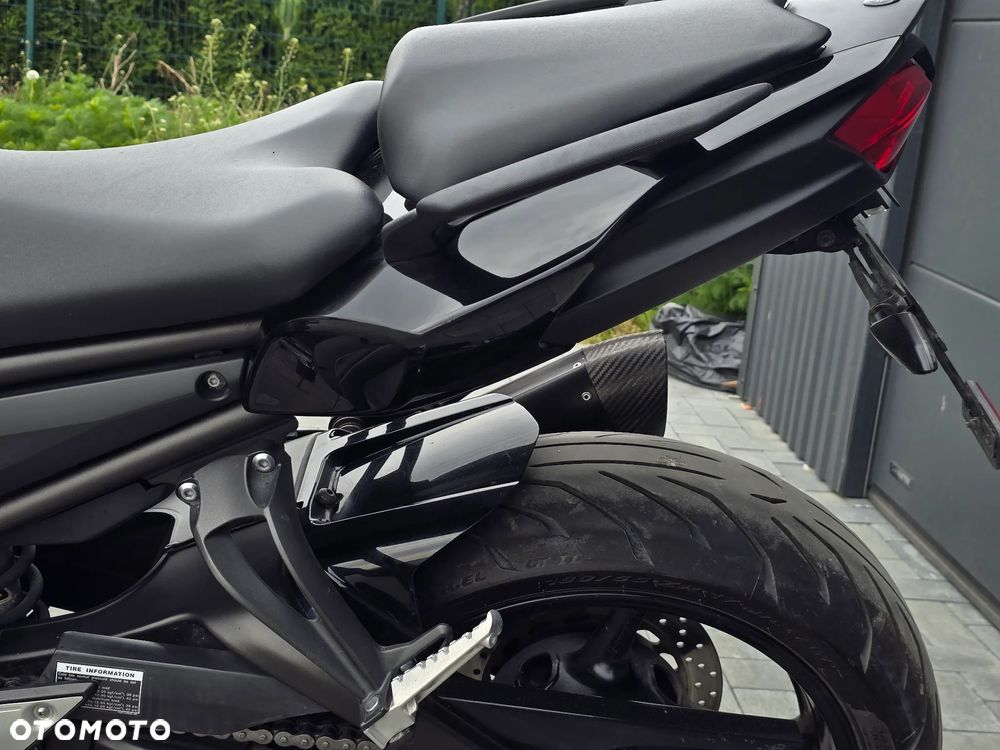 Yamaha FZ8 - 27