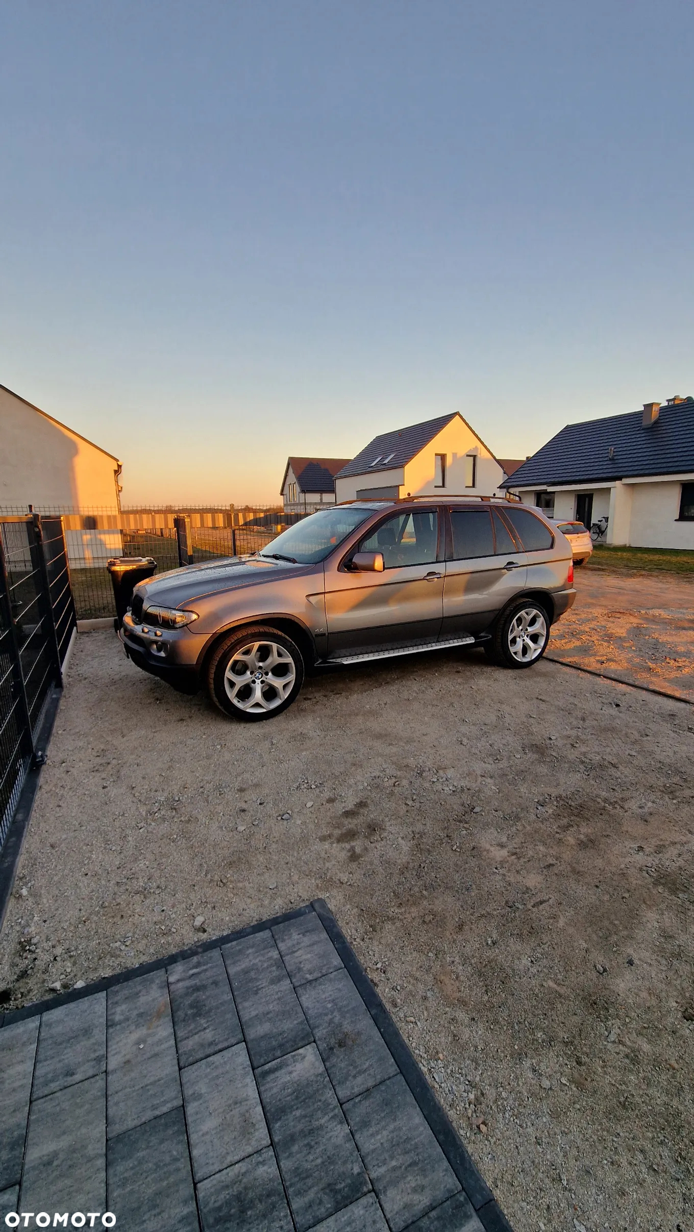 BMW X5 4.4i - 4