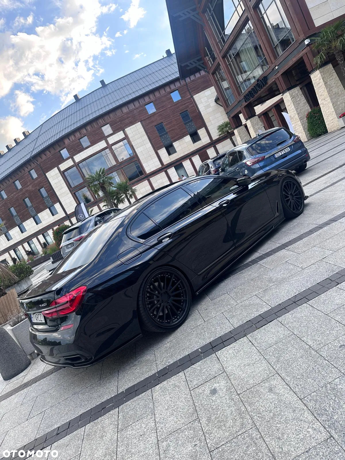 BMW Seria 7 740Li - 13