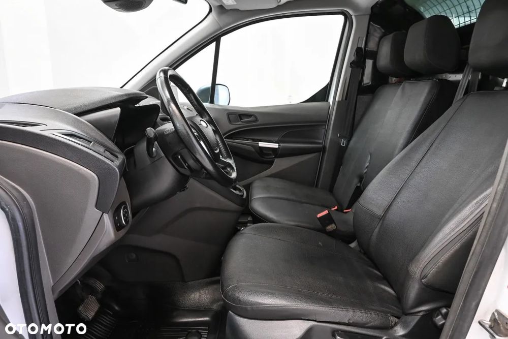 Ford Transit Connect - 8
