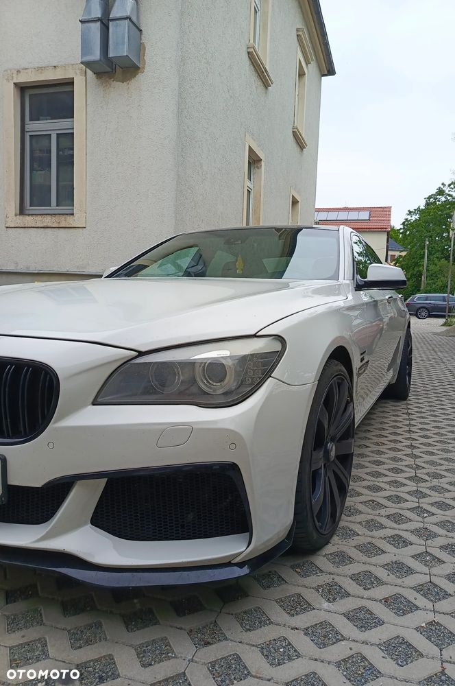 BMW Seria 7 740d - 7