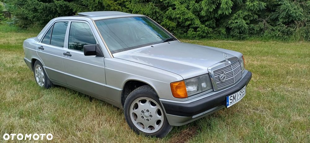Mercedes-Benz W201 (190) - 3